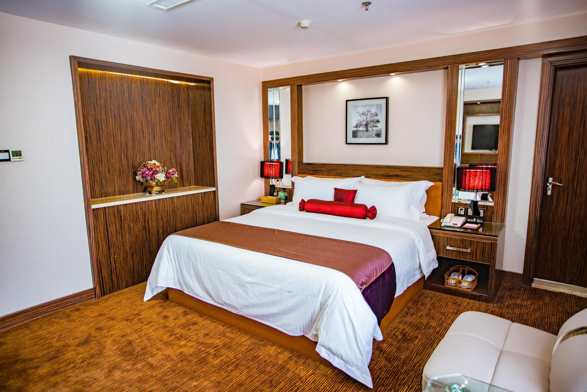 Nanyang King'S Gate Hotel--Free Shuttle Service To Canton Fair Esterno foto