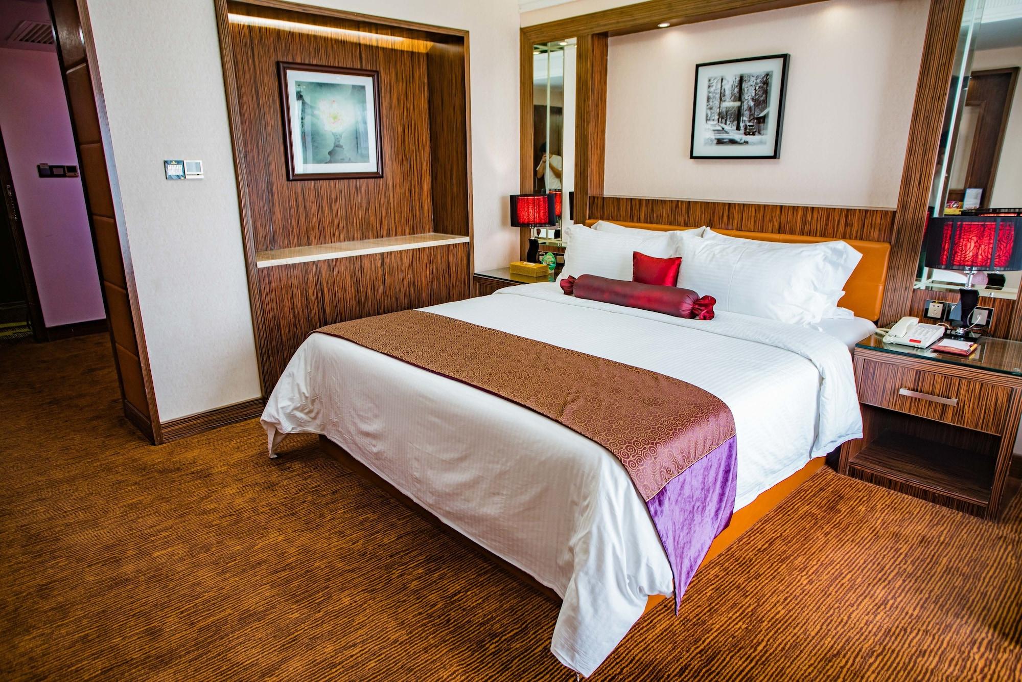 Nanyang King'S Gate Hotel--Free Shuttle Service To Canton Fair Esterno foto