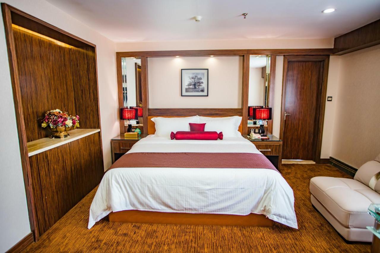 Nanyang King'S Gate Hotel--Free Shuttle Service To Canton Fair Esterno foto